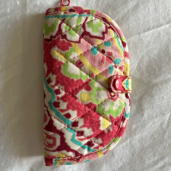 VERA BRADLEY PINK CAPRI QUILTED TRAVEL JEWELRY CASE. - Picture 2 of 5